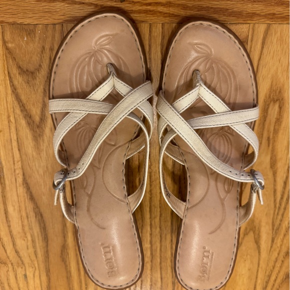 Born Shoes - Born Cream Leather Strappy Slip-on Low Heels, Sz 9